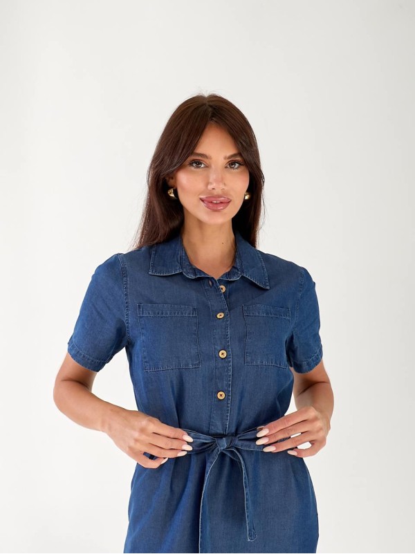 Женский джинсовый сарафан синего цвета