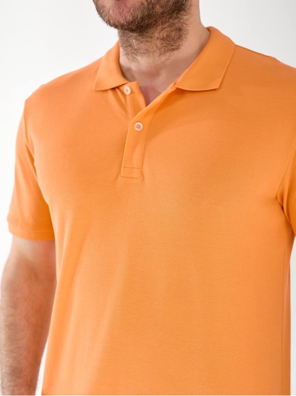Мужская футболка поло оранжевого цвета