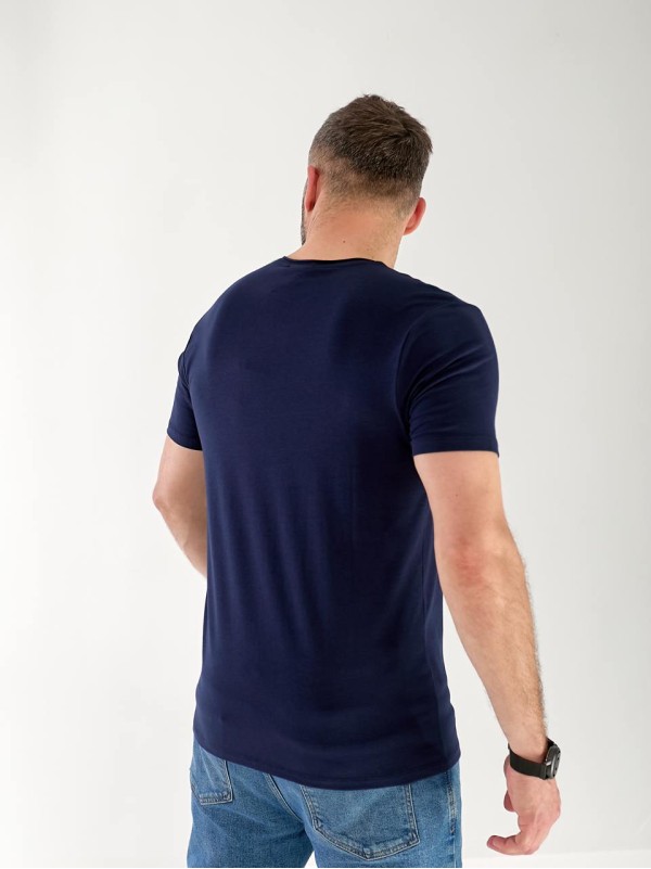 Чоловіча базова футболка синього кольору