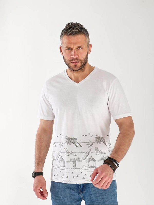 Футболка чоловіча з малюнком білого кольору