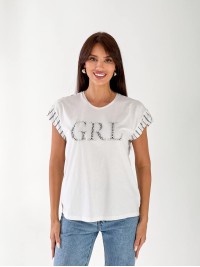 Женская футболка со стразами белого цвета