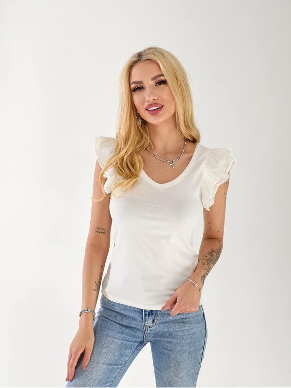 Женская хлопковая футболка с рюшами белого цвета