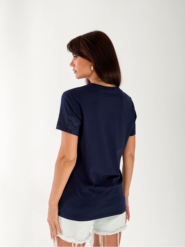 Базова жіноча футболка з візерунками синього кольору