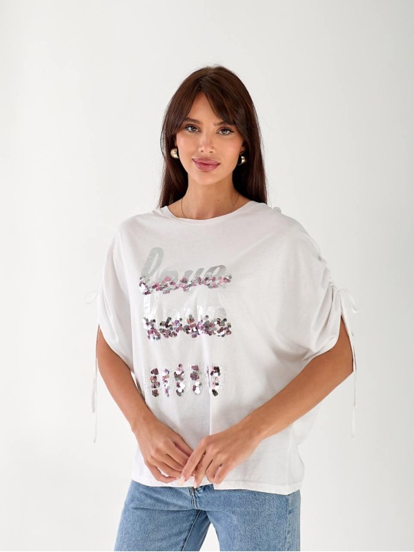 Жіноча футболка з паєтками бiлого кольору