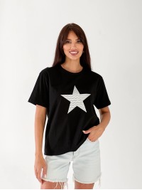 Базова жіноча футболка з зіркою чорного кольору