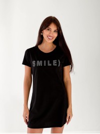 Легкое платье-футболка с надписью черного цвета