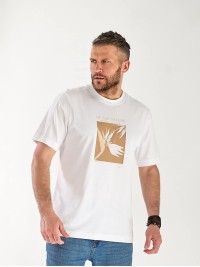 Мужская футболка  с рисунком белого цвета