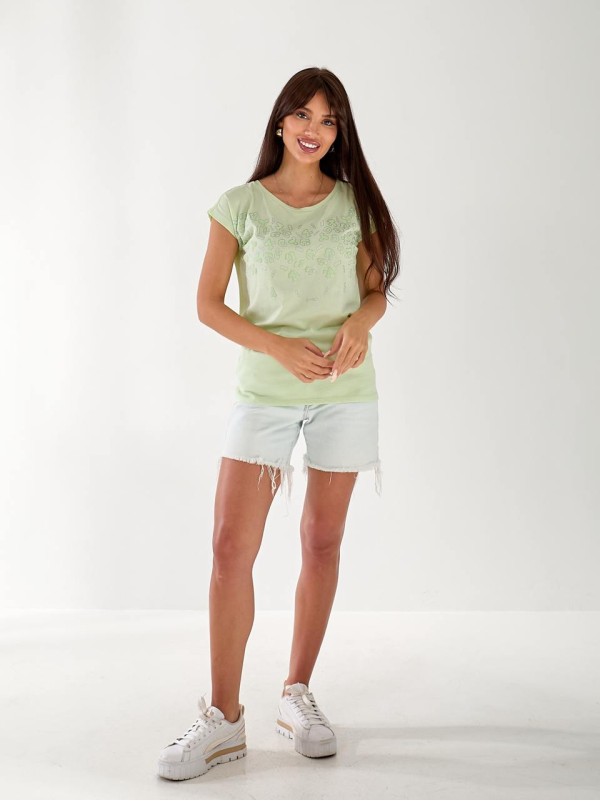 Жіноча футболка з малюнком салатового кольору