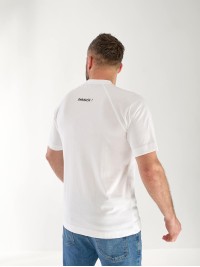 Мужская футболка  с картинкой белого цвета