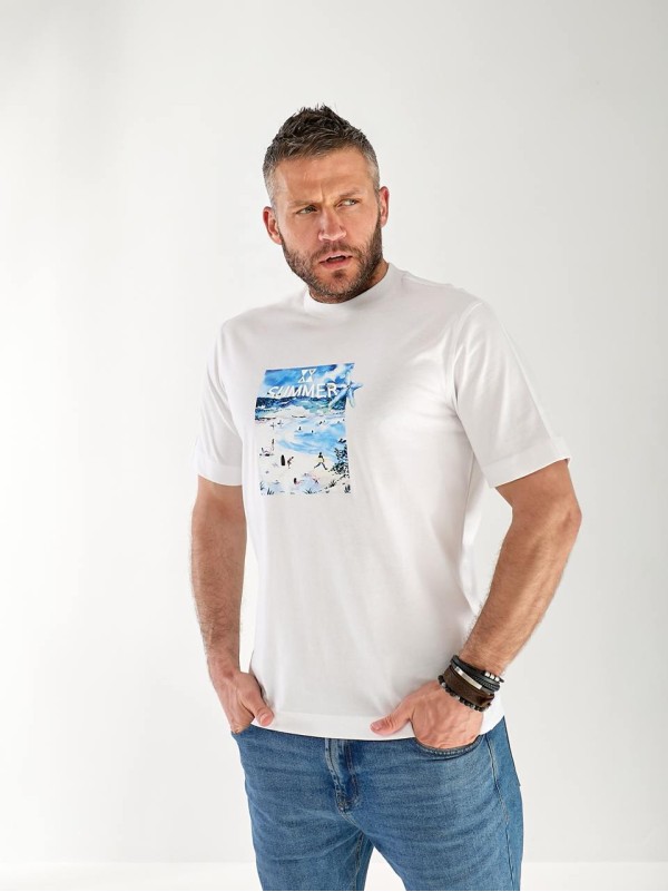 Мужская футболка  с картинкой белого цвета