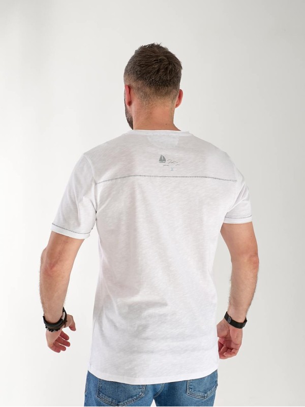 Чоловіча футболка з малюнком бiлого кольору