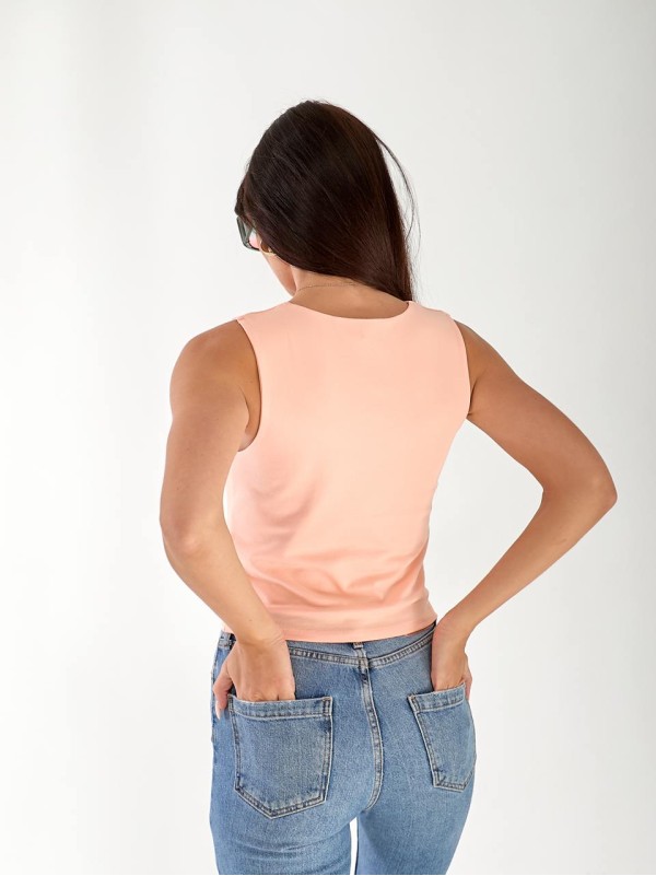 Женская базовая майка пудрового цвета