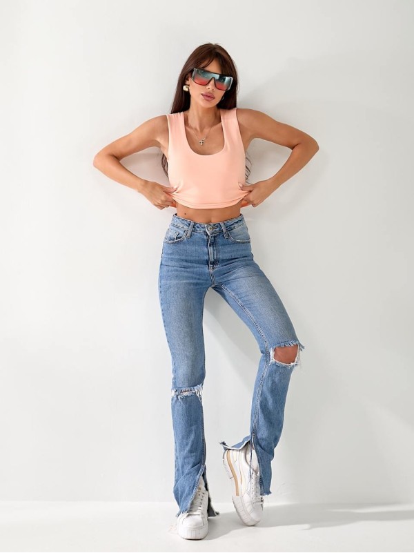 Женская базовая майка пудрового цвета