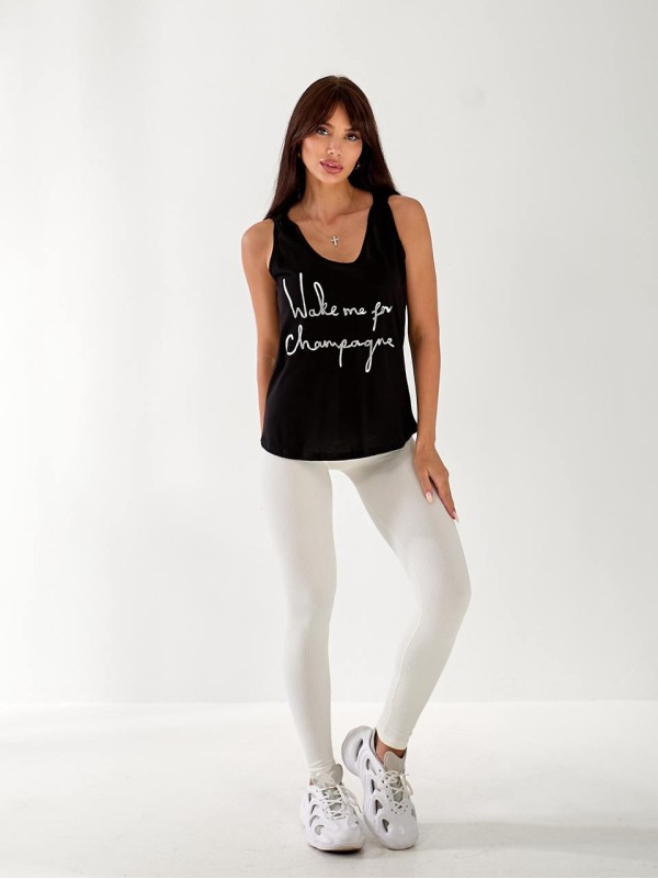 Майка базова жіноча з написом чорного кольору