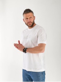 Чоловіча футболка з написом білого кольору