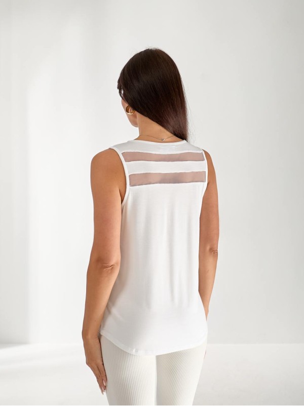 Жіноча футболка з сіткою білого кольору