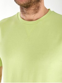 Чоловіча футболка салатового кольору