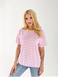 Женская базовая футболка в полоску белого цвета