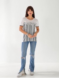 Жіноча футболка з малюнком бiлого кольору